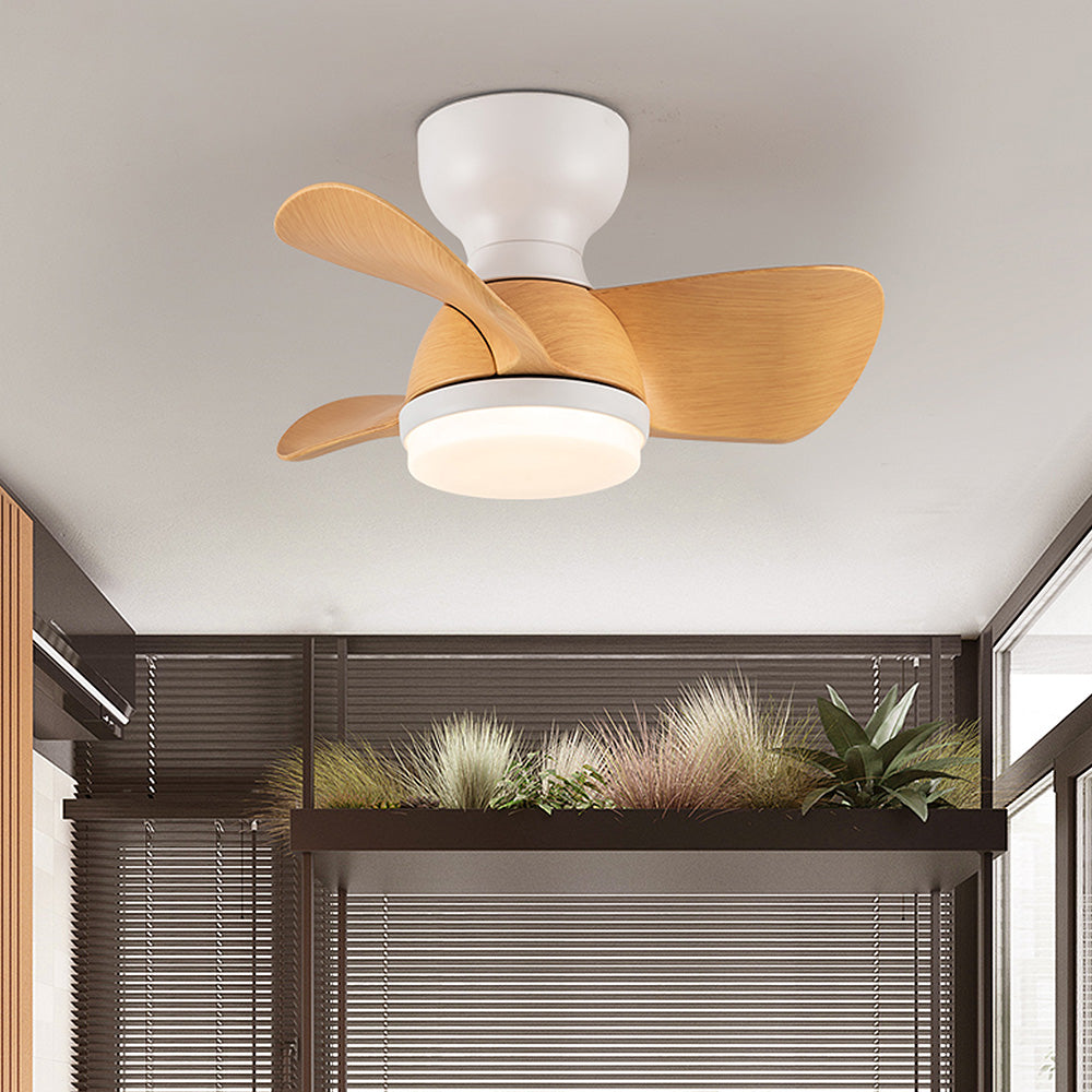 Elegant loftsventilator i træ med LED-lys til soveværelset