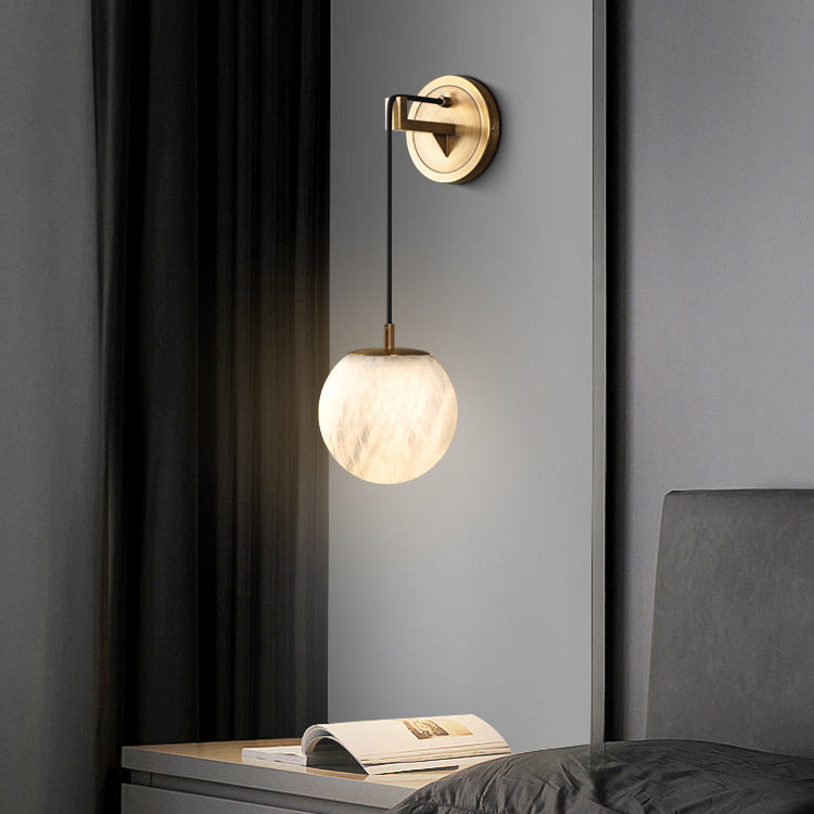 Minimalistisk væglampe fra Marbell