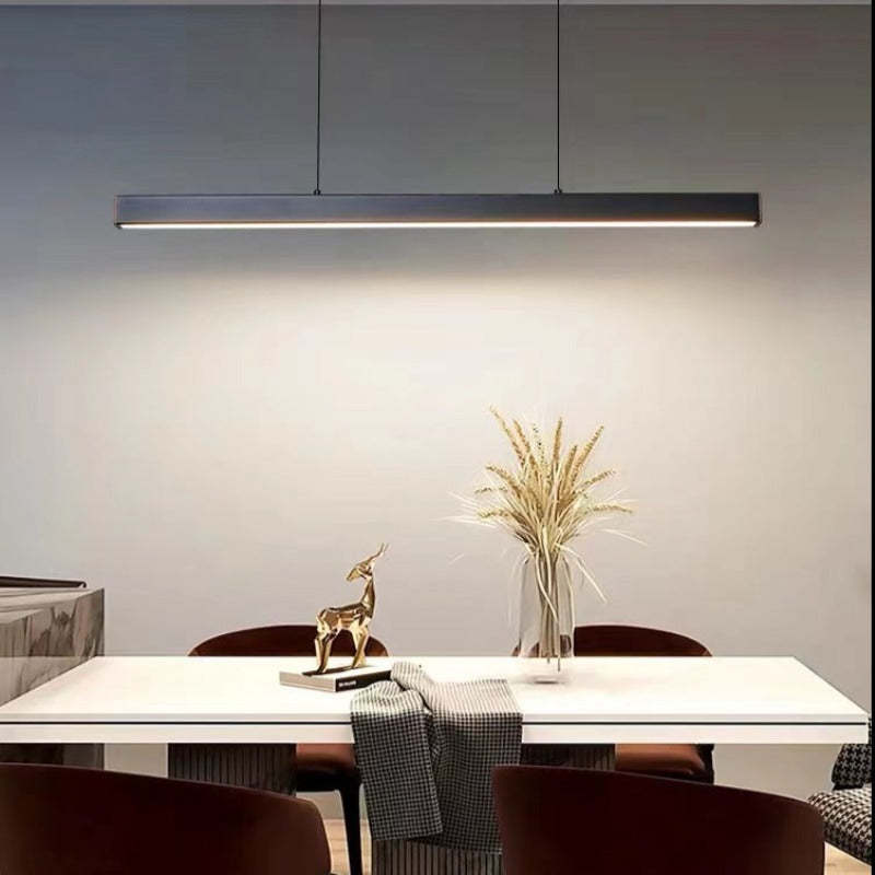 Industrielle LED-Pendelleuchte
