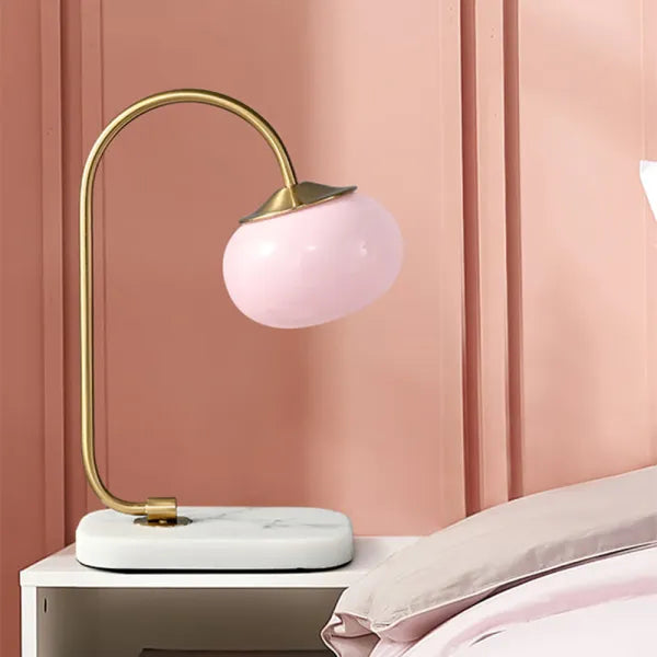 Metal og glas bordlampe fra Skumfidus