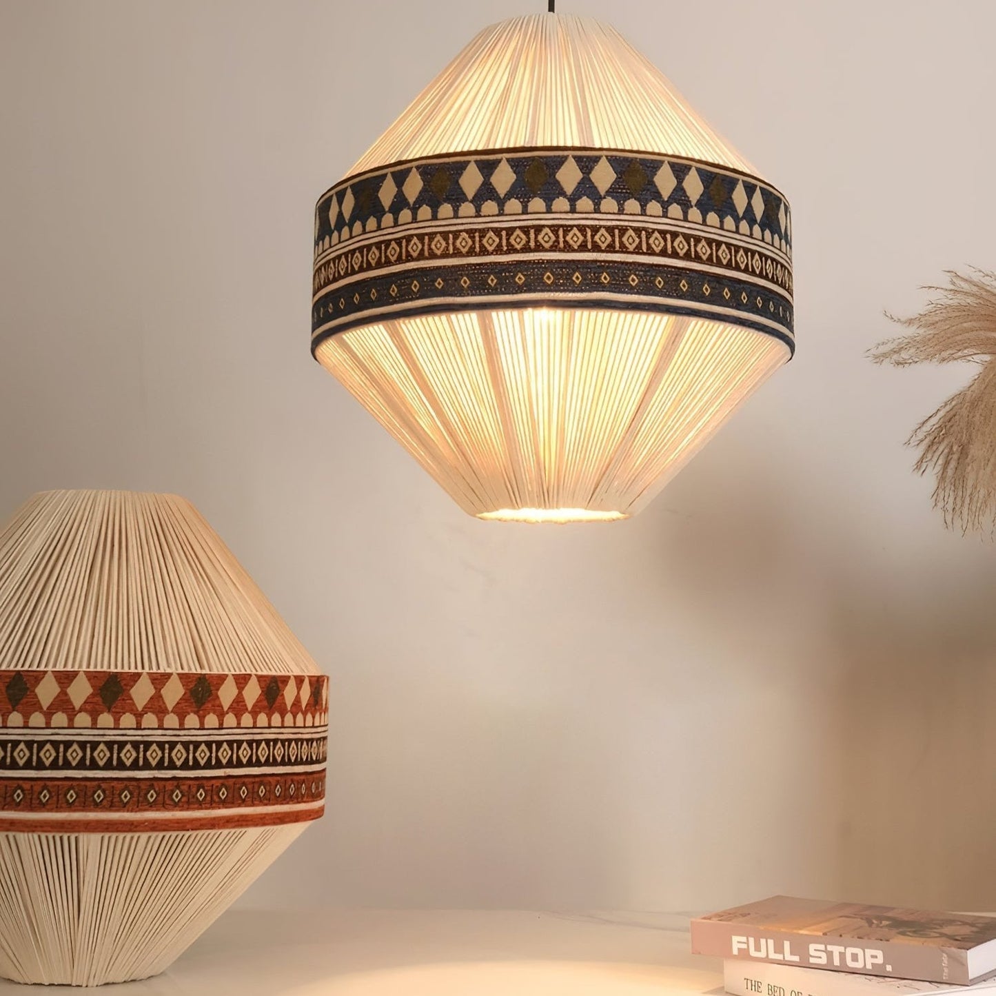 Pendellampe med frynser i boheme-stil