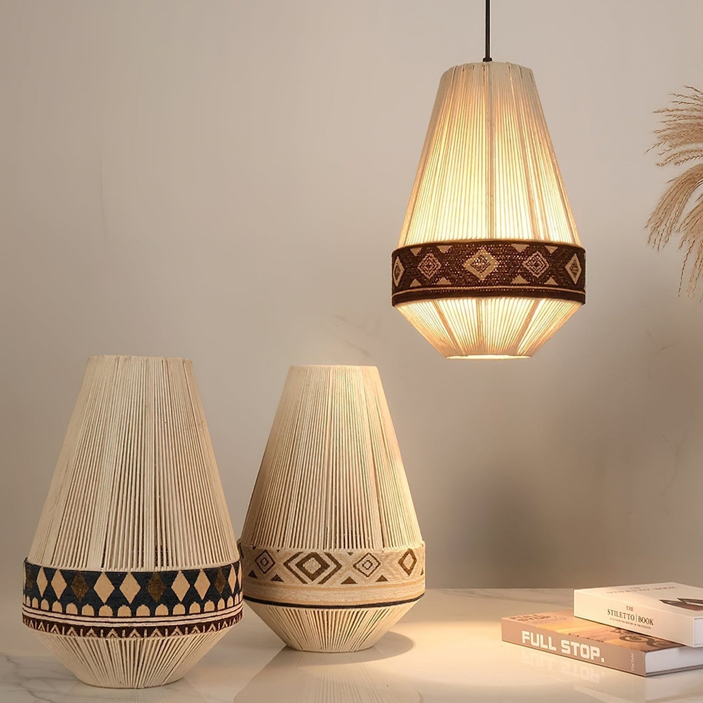 Pendellampe med frynser i boheme-stil