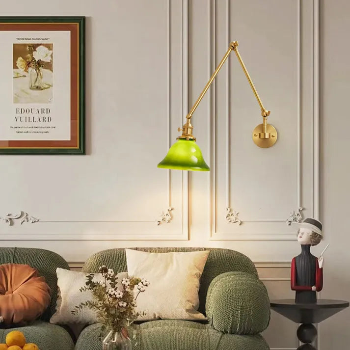 Justerbar Grøn Glasvæglampe i Vintage-svingarmsdesign