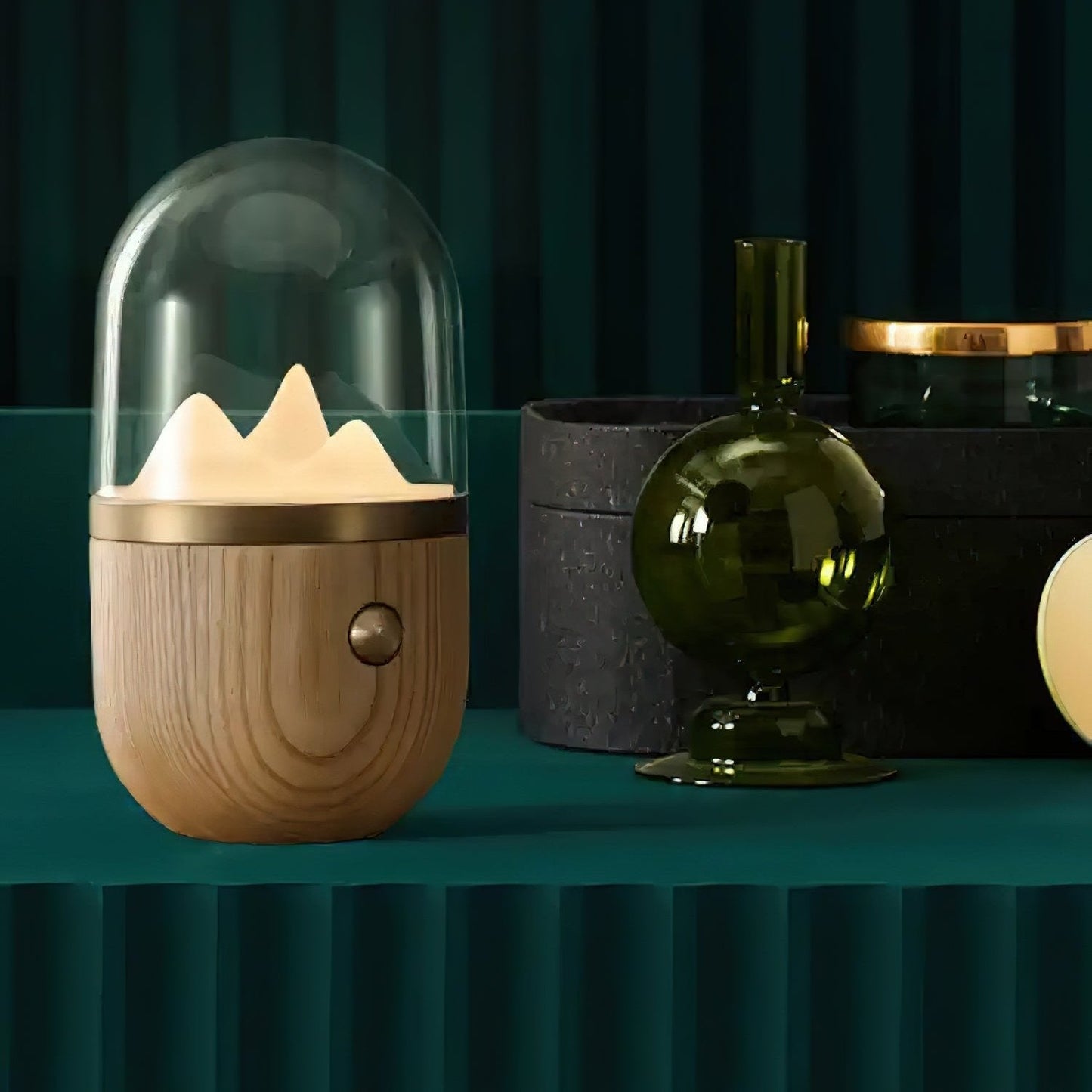 Nattbordlampe fra Bjergtoppen