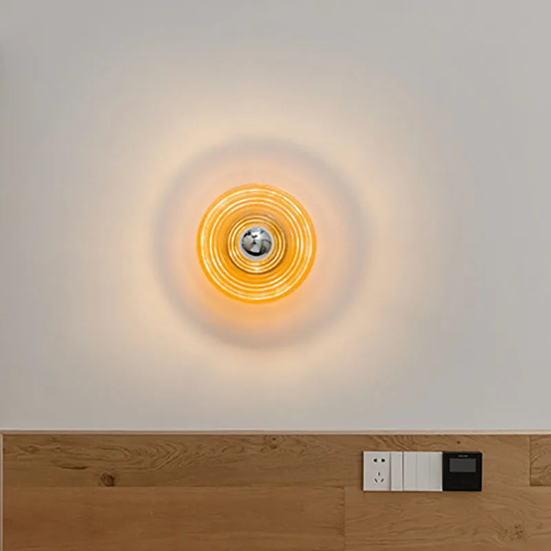 Gammel glasvæglampe med LED