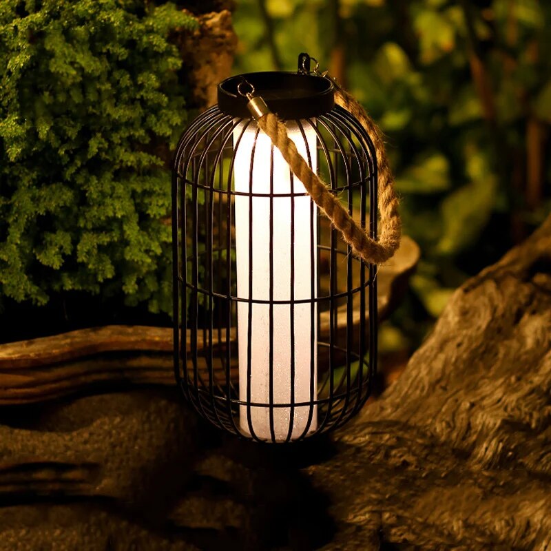 Solcelledrevet LED-lampe fra Emulanceglo™