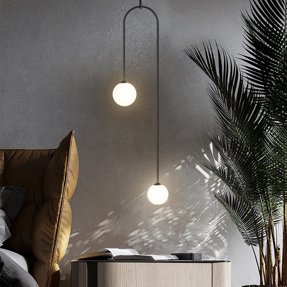 Moderne glas globe pendellampe med to lys, U-formet, til stue og soveværelse