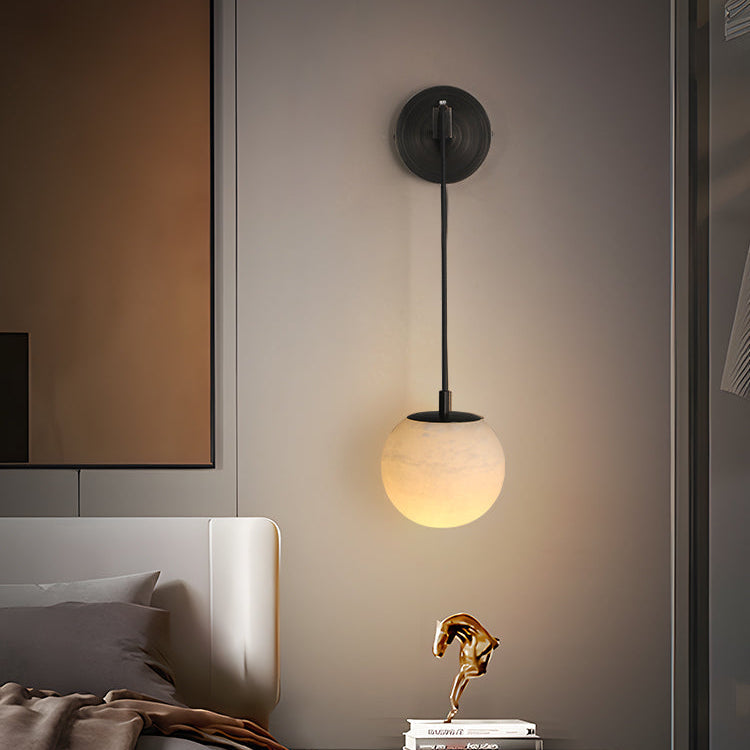 Minimalistisk væglampe fra Marbell
