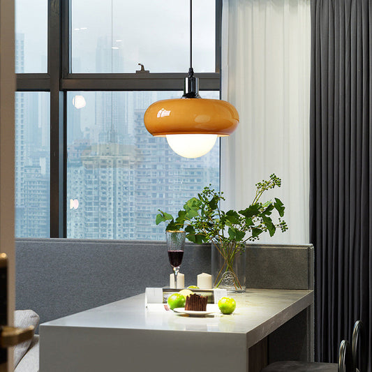 Pendellampa i Bauhaus-stil i kaffeglas
 - lichtdekor.com