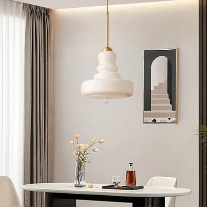 Pendellampe i Bauhaus-stil med glas-kalebas