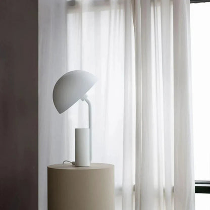 Bordlampe med kappe