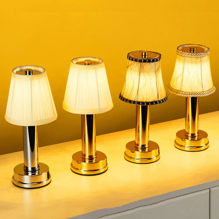 Trådløs LED Bordlampe i Silke og Metal