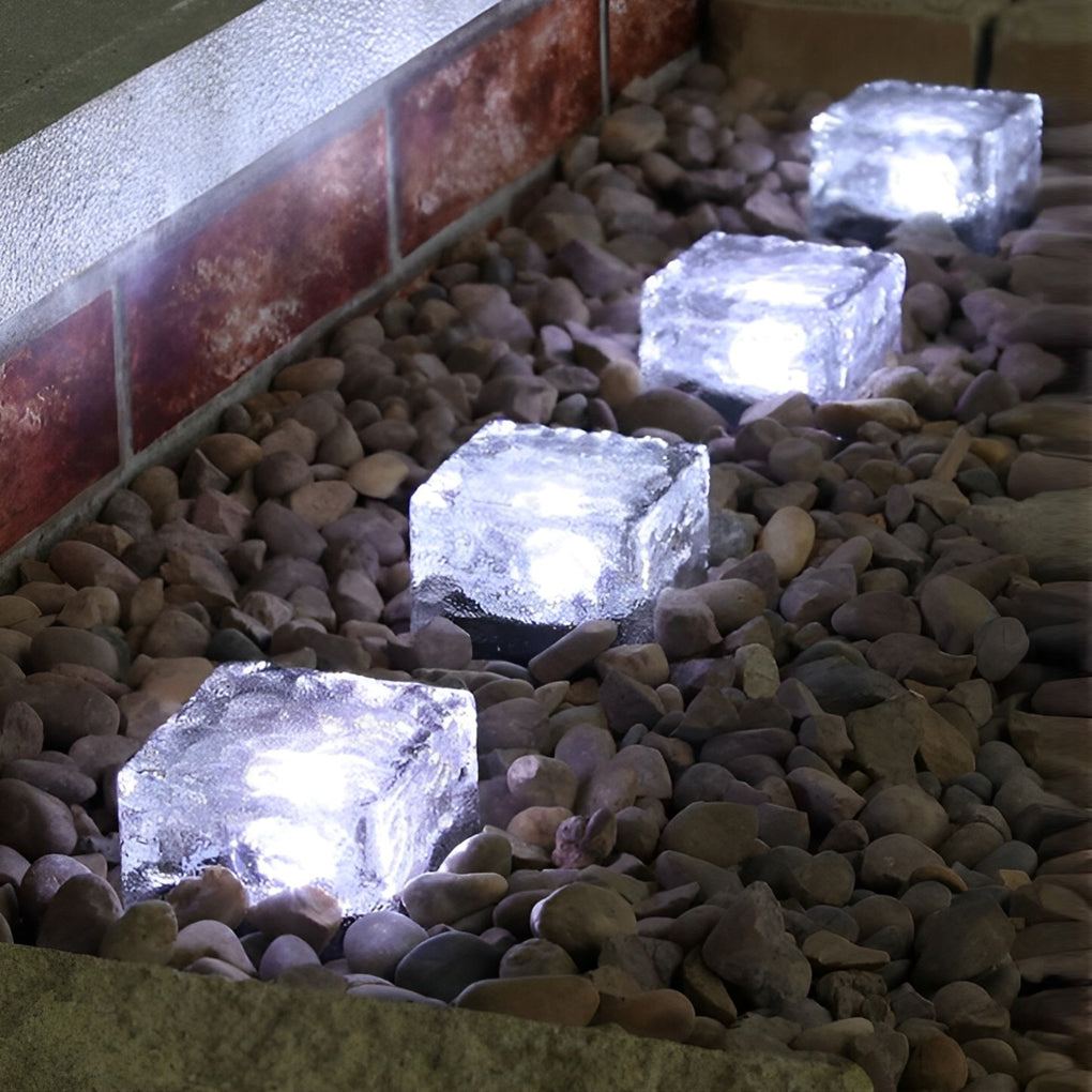 Solcellelampe i firkantet design
