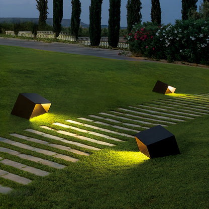 Solcellebelysning til haven - Cube Garden
