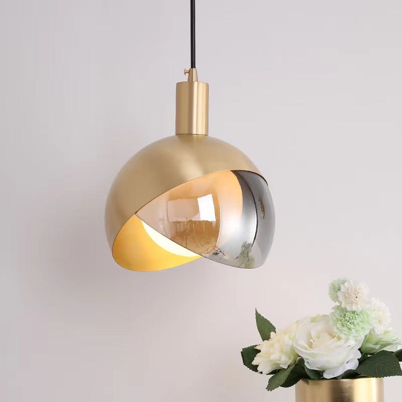 Guldglas pendellampe i moderne design
 - lichtdekor.com
