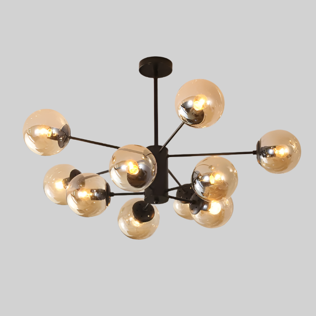 Lysekrone med glaskugler fra NobleLuminance
