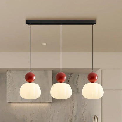 Art Deco pendellampe i cremefarvet scout-design