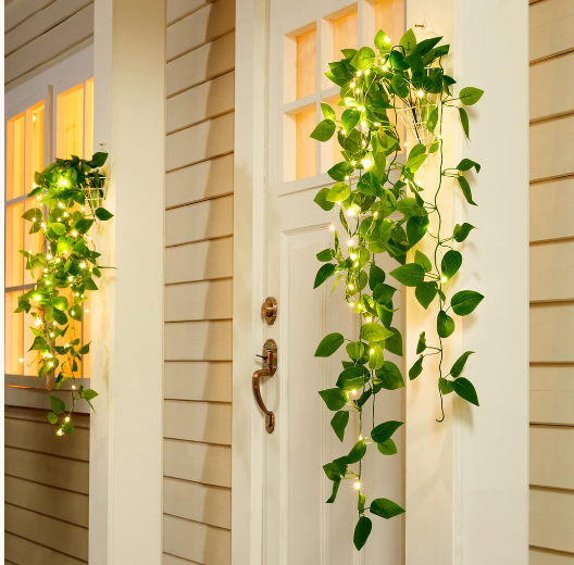 Illuminated ivy-rank
 - lichtdekor.com