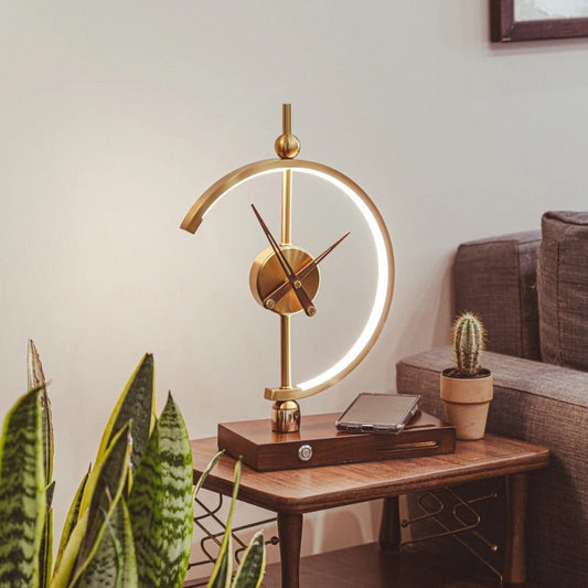 Luksuslampe, ur og oplader fra NagoyaLight™
 - lichtdekor.com