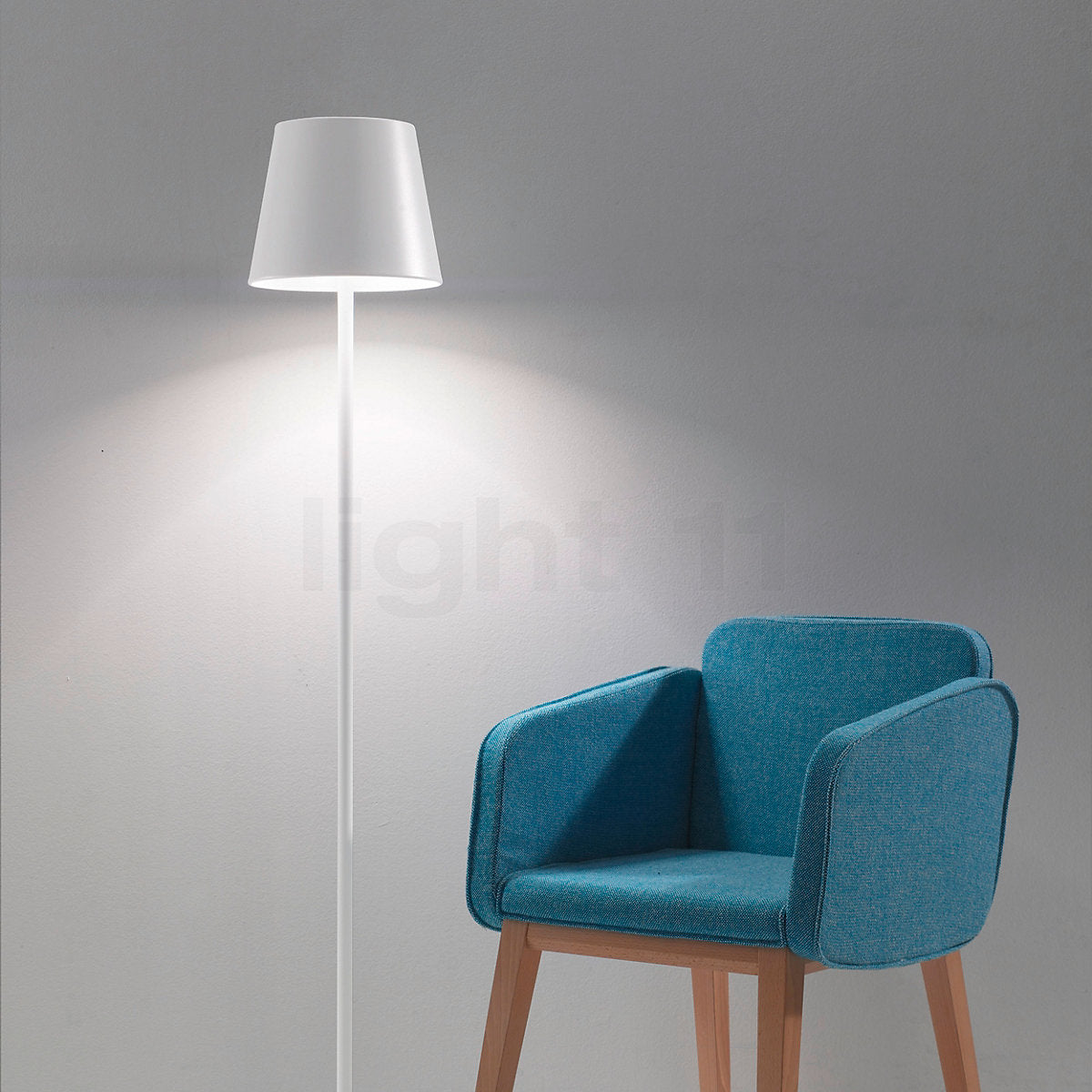 Opladbar LED-gulvlampe i moderne design