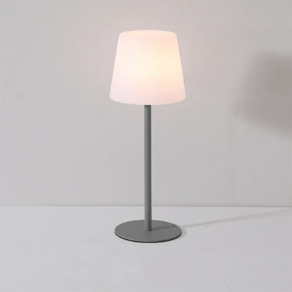 Stilren LED bordlampe uten ledning