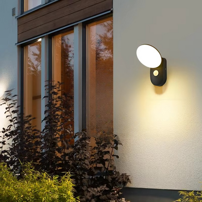 LED væglampe med bevægelsessensor