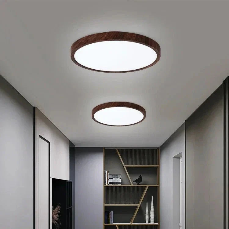 Slank, rund loftslampe