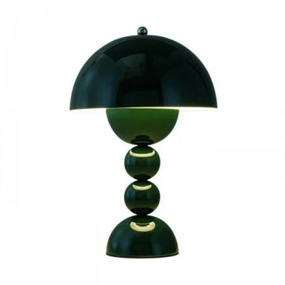 Farverig bordlampe med nordiske blomsterknopper