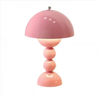 Farverig bordlampe med nordiske blomsterknopper