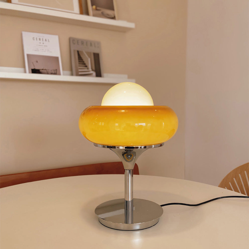 Gammel Bauhaus bordlampe i gul glas
 - lichtdekor.com